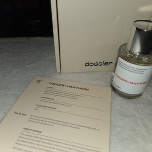 Dossier Powdery Hawthorn Perfume